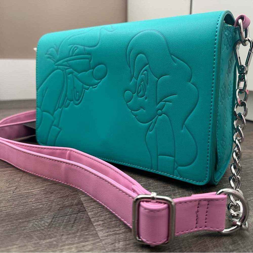 NWT Disney Loungefly A Goofy Movie Crossbody Purse - Picture 9 of 9